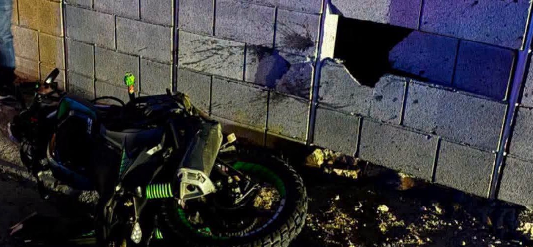 Motorista impacta contra muro en la ruta Interamericana