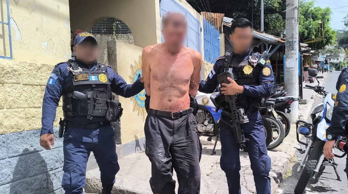 Capturan a sospechoso de atacar con machete a dos mujeres en la zona 18